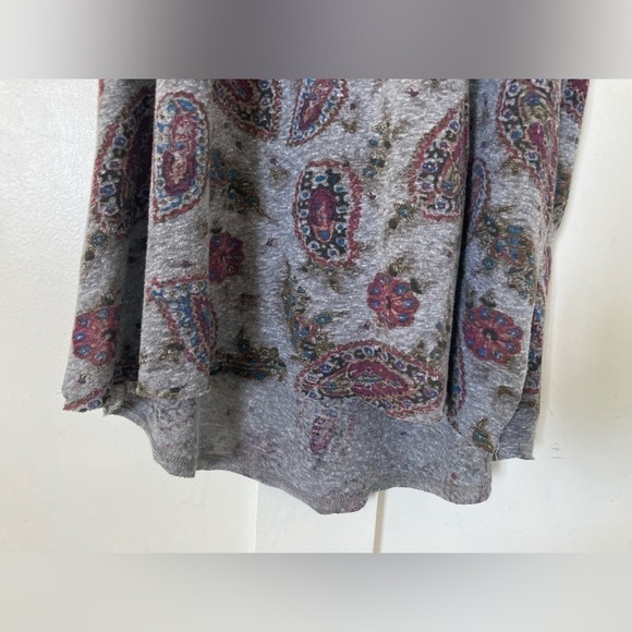 T.la Anthropology paisley tshirt raw edge reverse seam slit hem thin slub knit - Picture 5 of 10